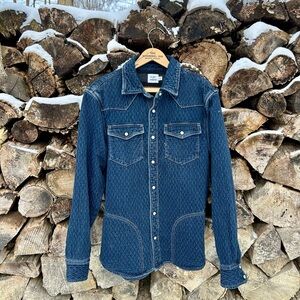 Flint and Tinder Quilted Bone Button Western Shirt